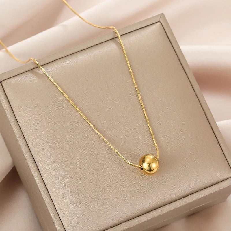 Bead Clavicle Necklace