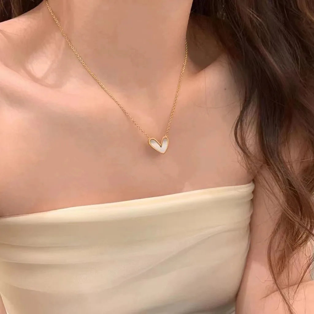 Exquisite Choker Pendant