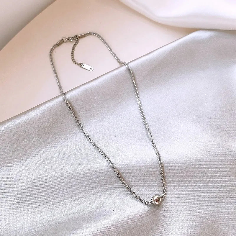 Bead Clavicle Necklace