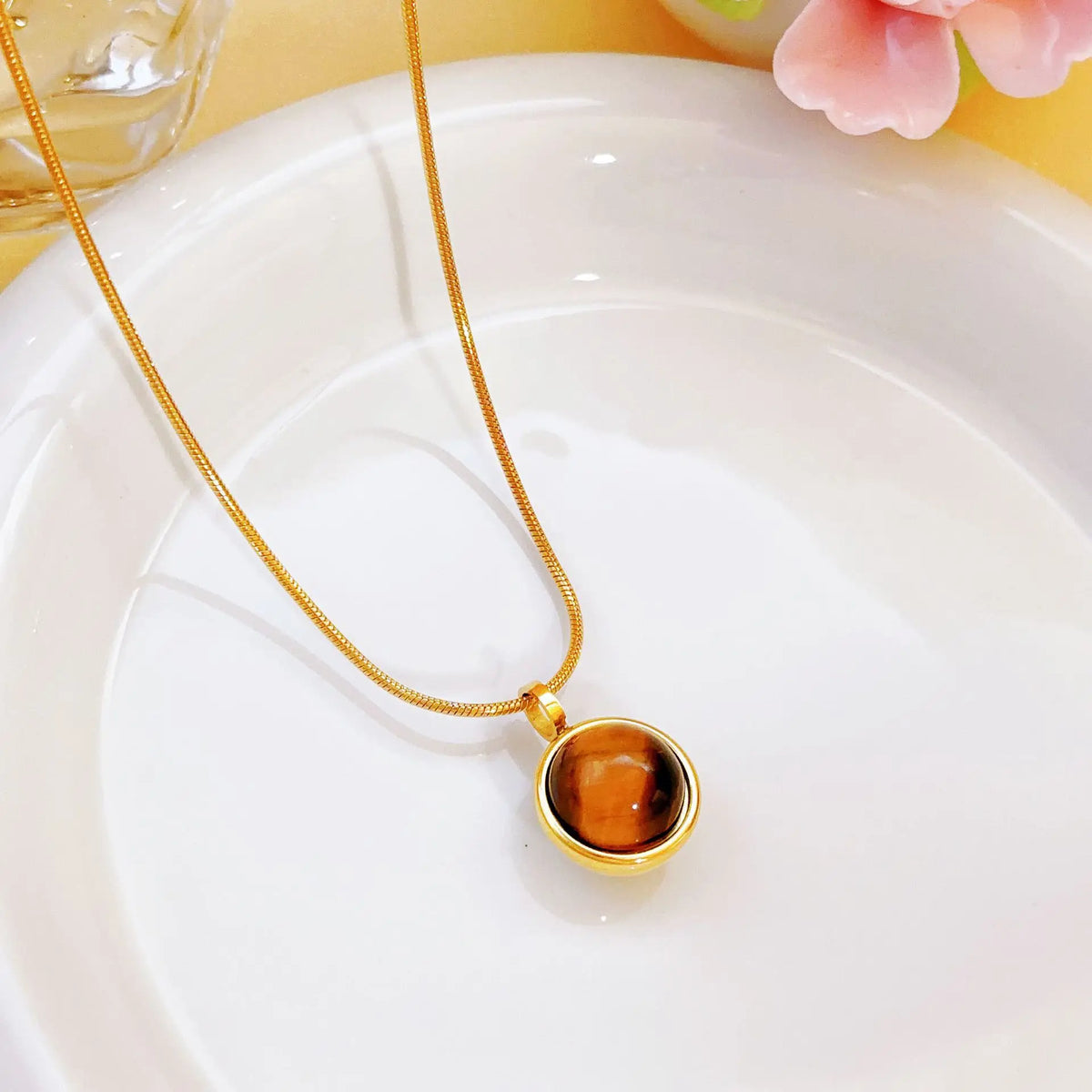 Bead Clavicle Necklace