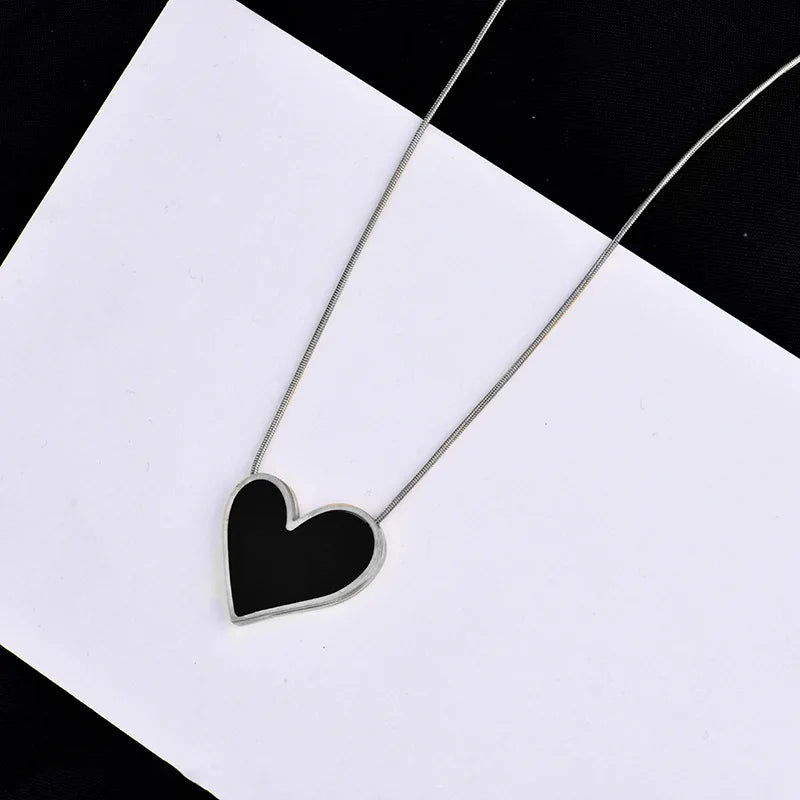 Exquisite Choker Pendant