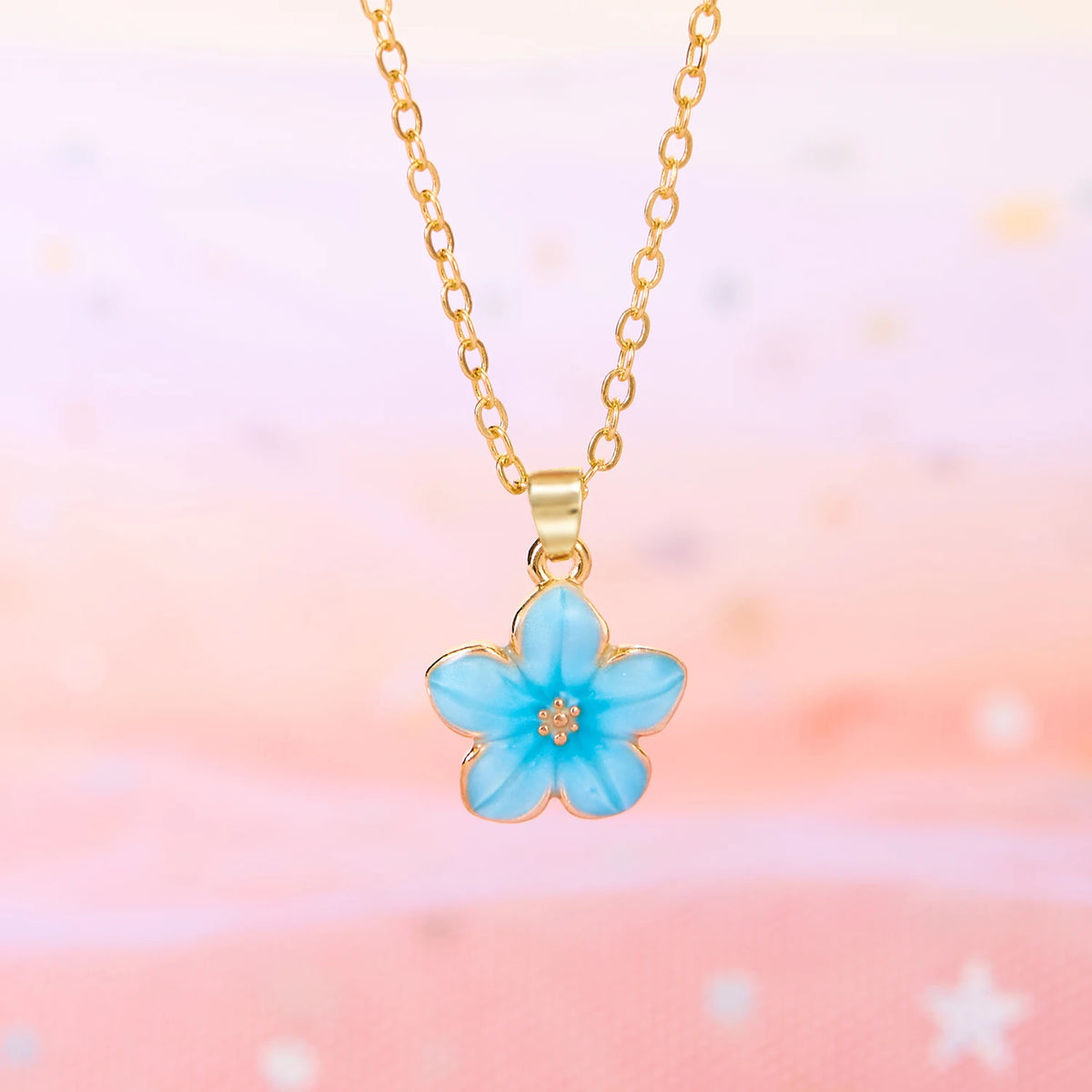 Pretty Flower Necklace