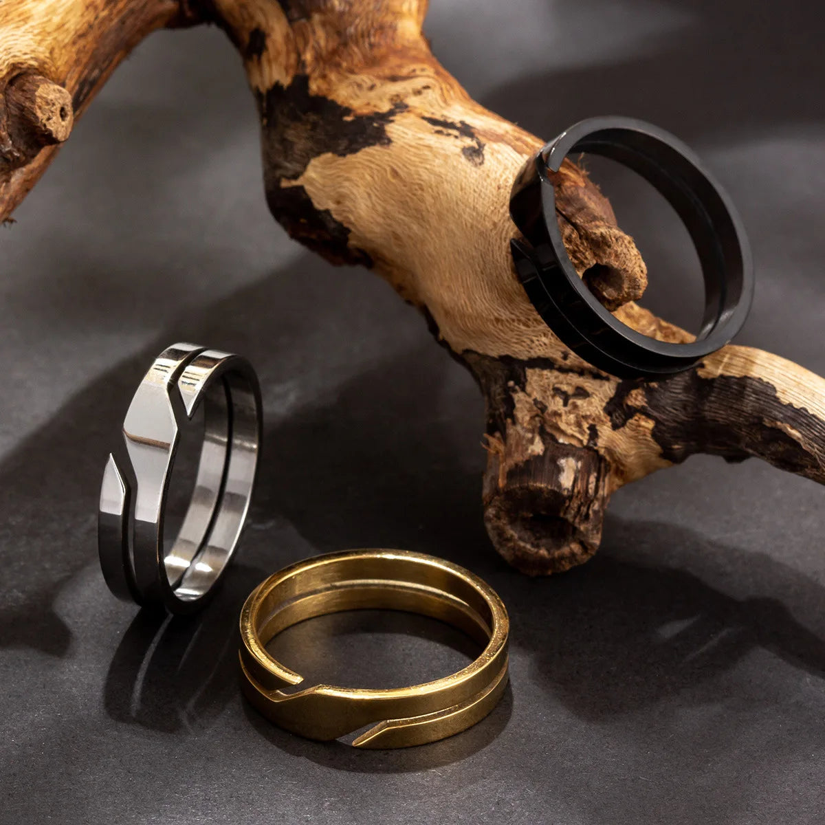 Classic Minimalist Rings